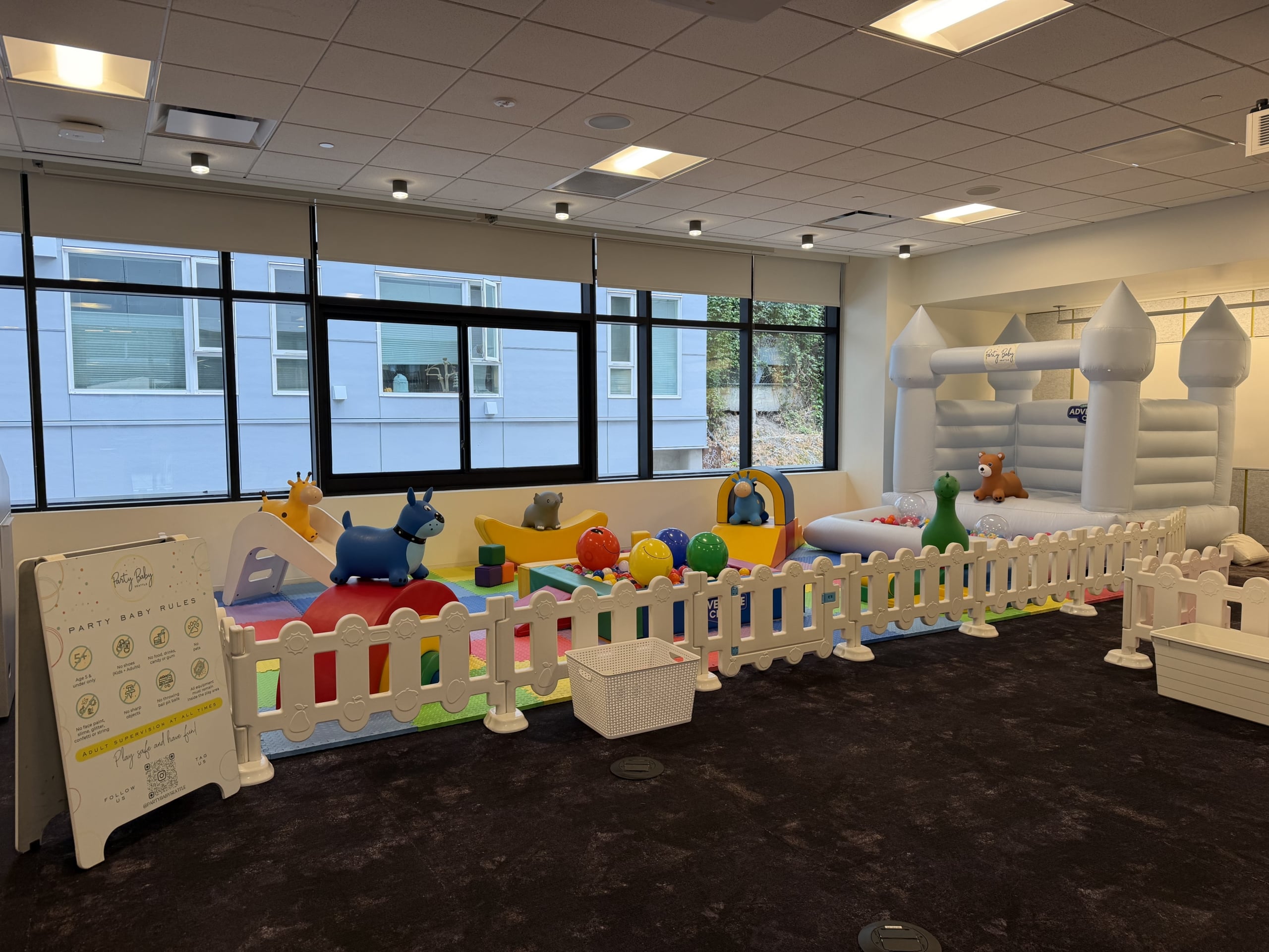 THE SUPER LUXE – PARTY BABY