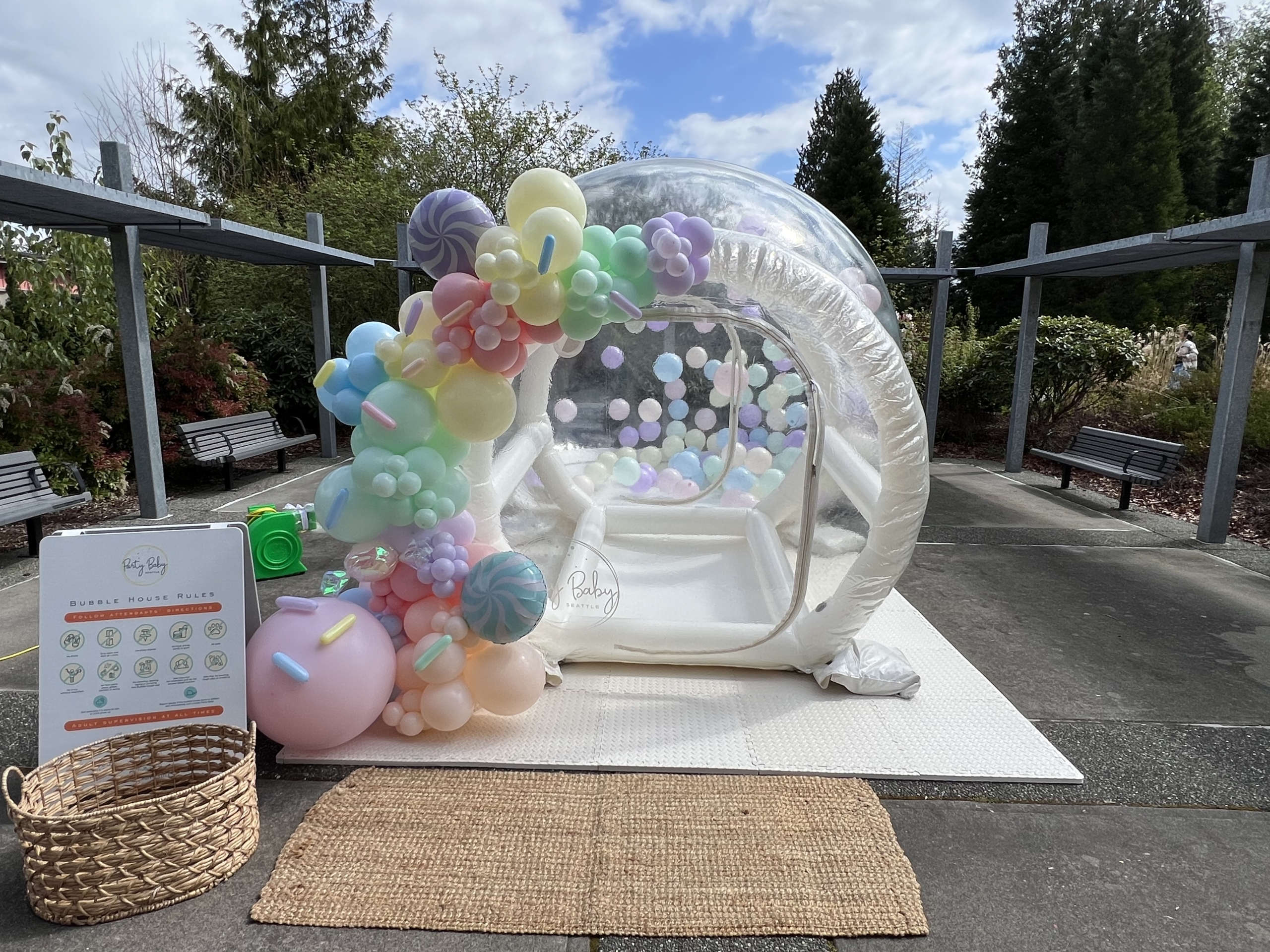THE BUBBLE HOUSE