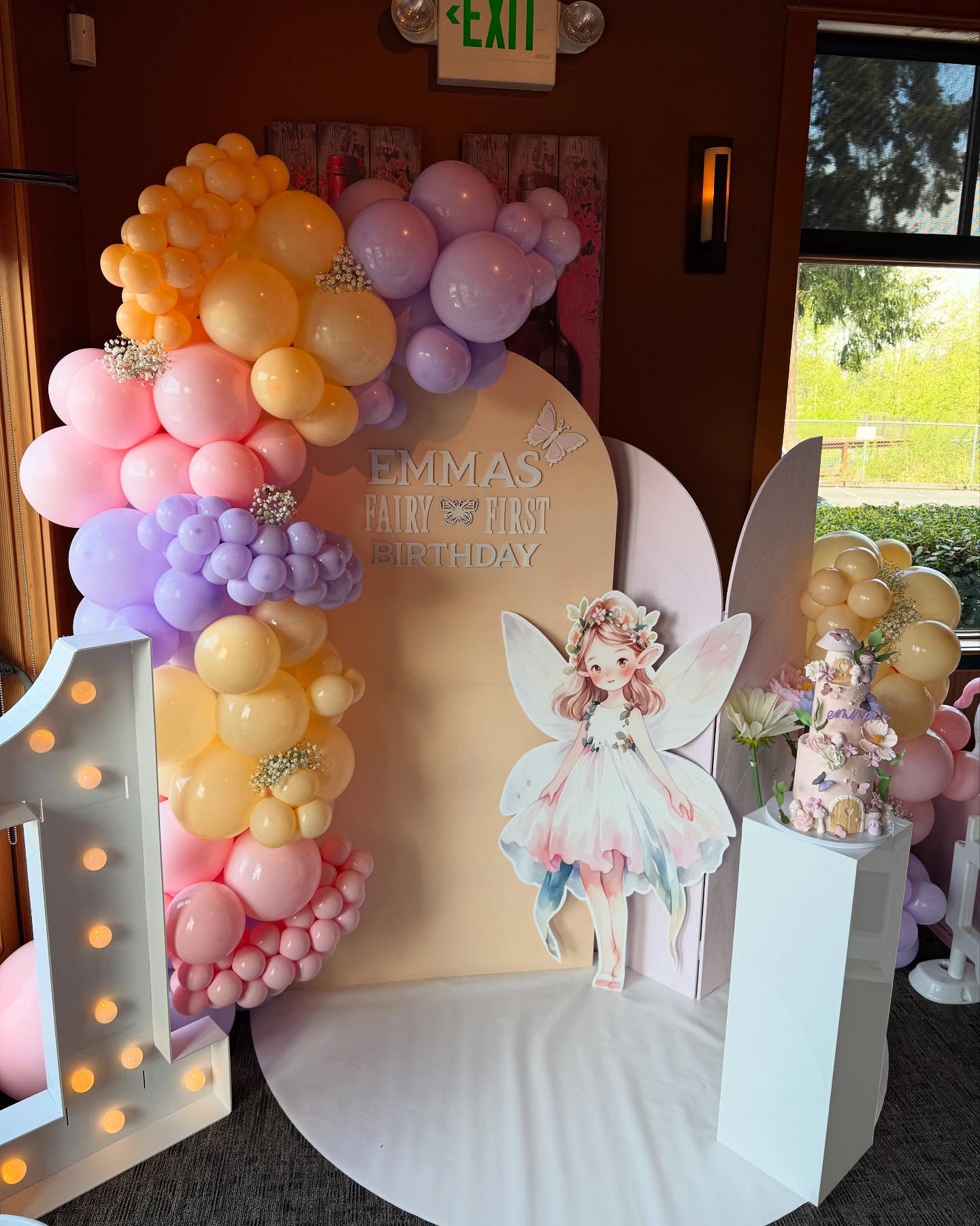 Party Baby Seattle - Fairy Birthday Balloon Decor